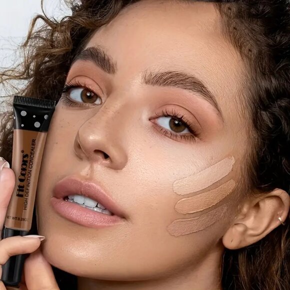 8-color Soft Hose Concealer Cream Nourishing Liquid Foundation Liquid Concealer - Picture 6 of 6